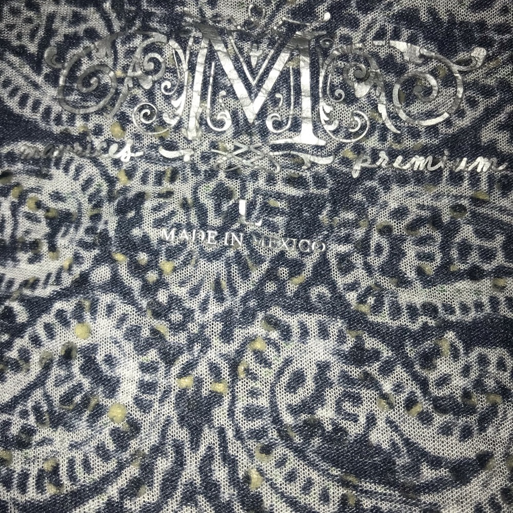 Ladies Top - Picture 2 of 2